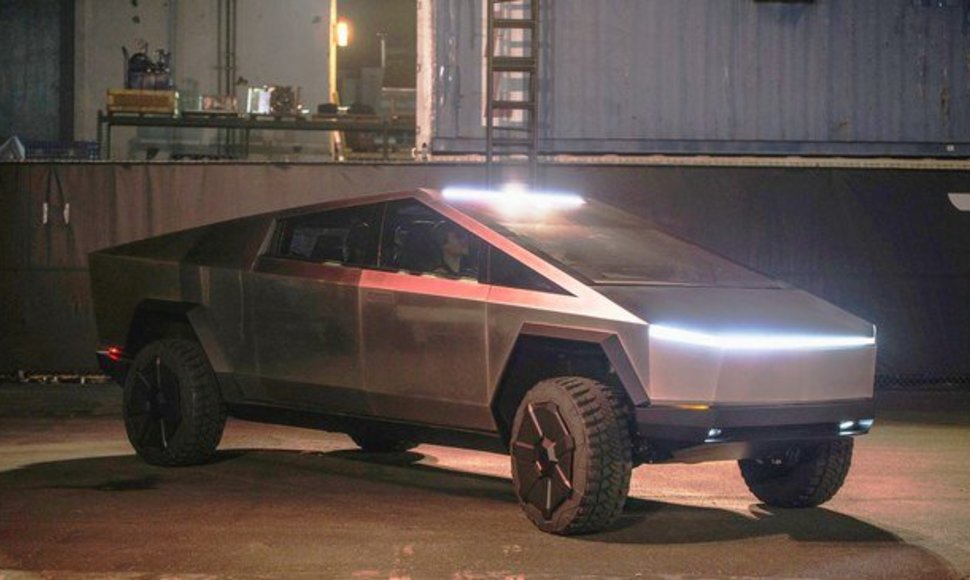 Tesla Cybertruck