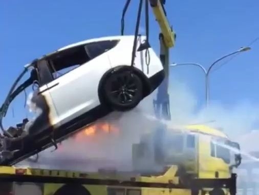 拖吊車 拖吊車