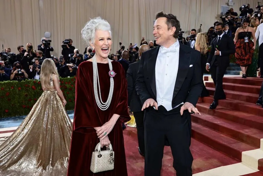 Elon Musk & Musk's mom