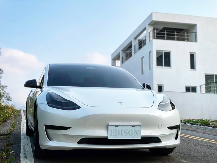 特斯拉model3-6